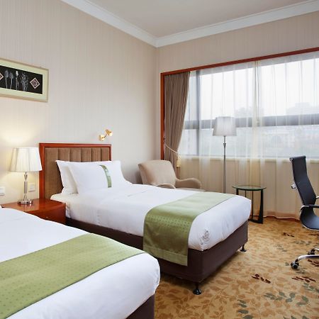 Holiday Inn Zhengzhou Zhongzhou By Ihg Номер фото