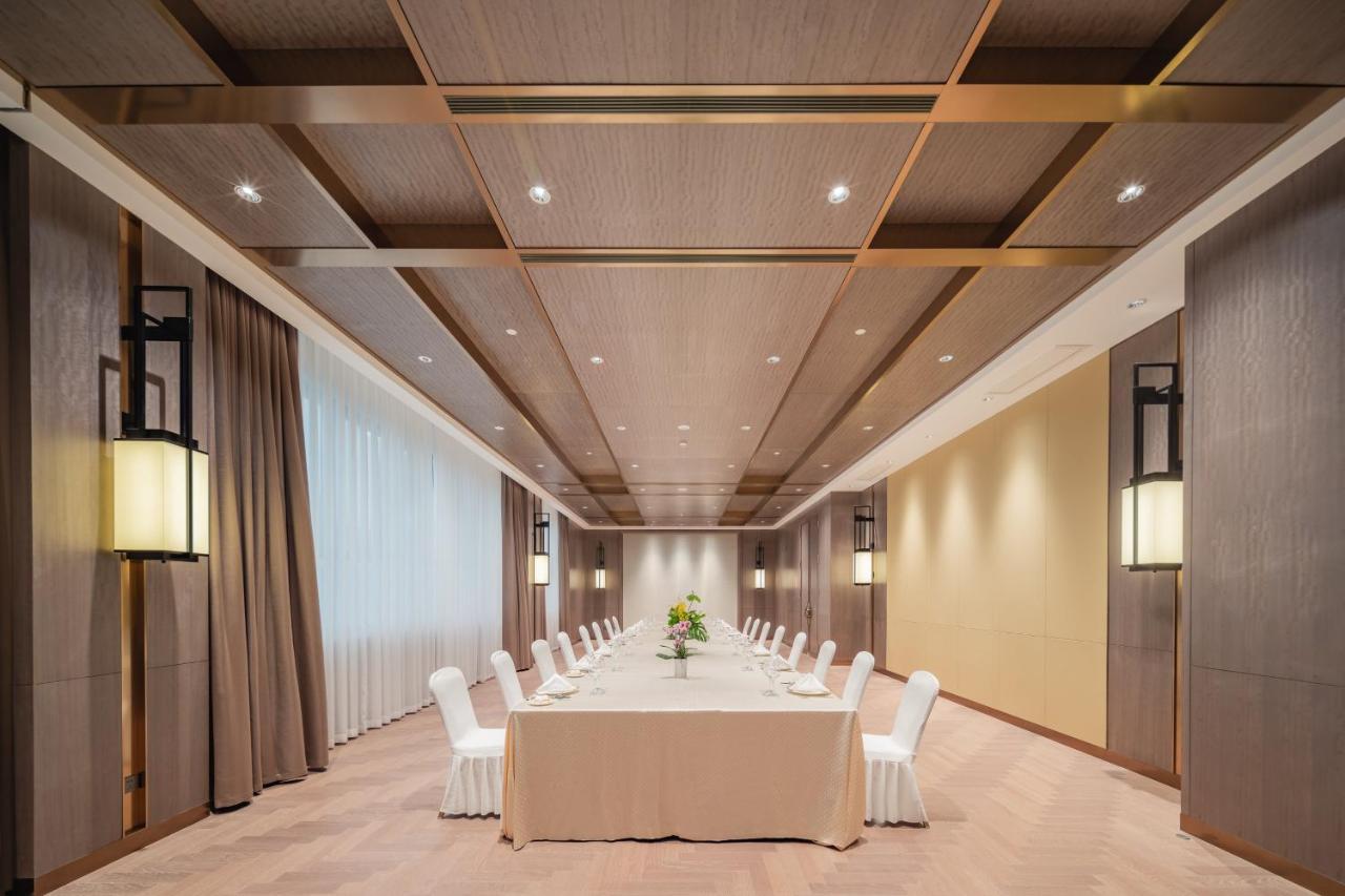 Holiday Inn Zhengzhou Zhongzhou By Ihg Екстер'єр фото