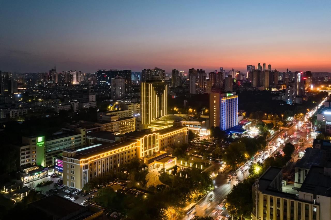 Holiday Inn Zhengzhou Zhongzhou By Ihg Екстер'єр фото