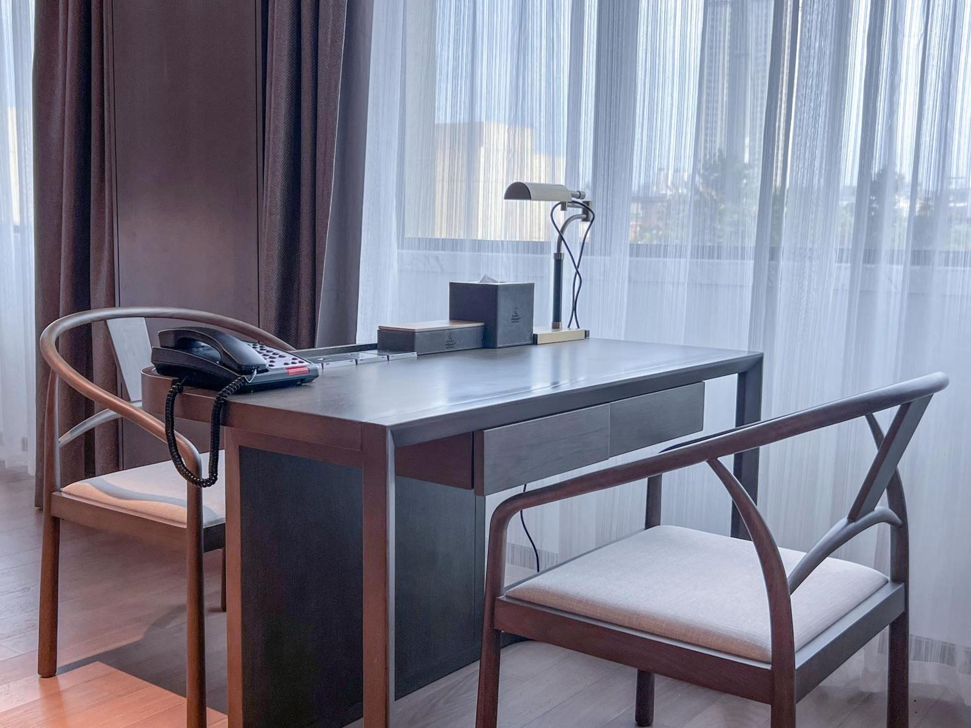 Holiday Inn Zhengzhou Zhongzhou By Ihg Екстер'єр фото