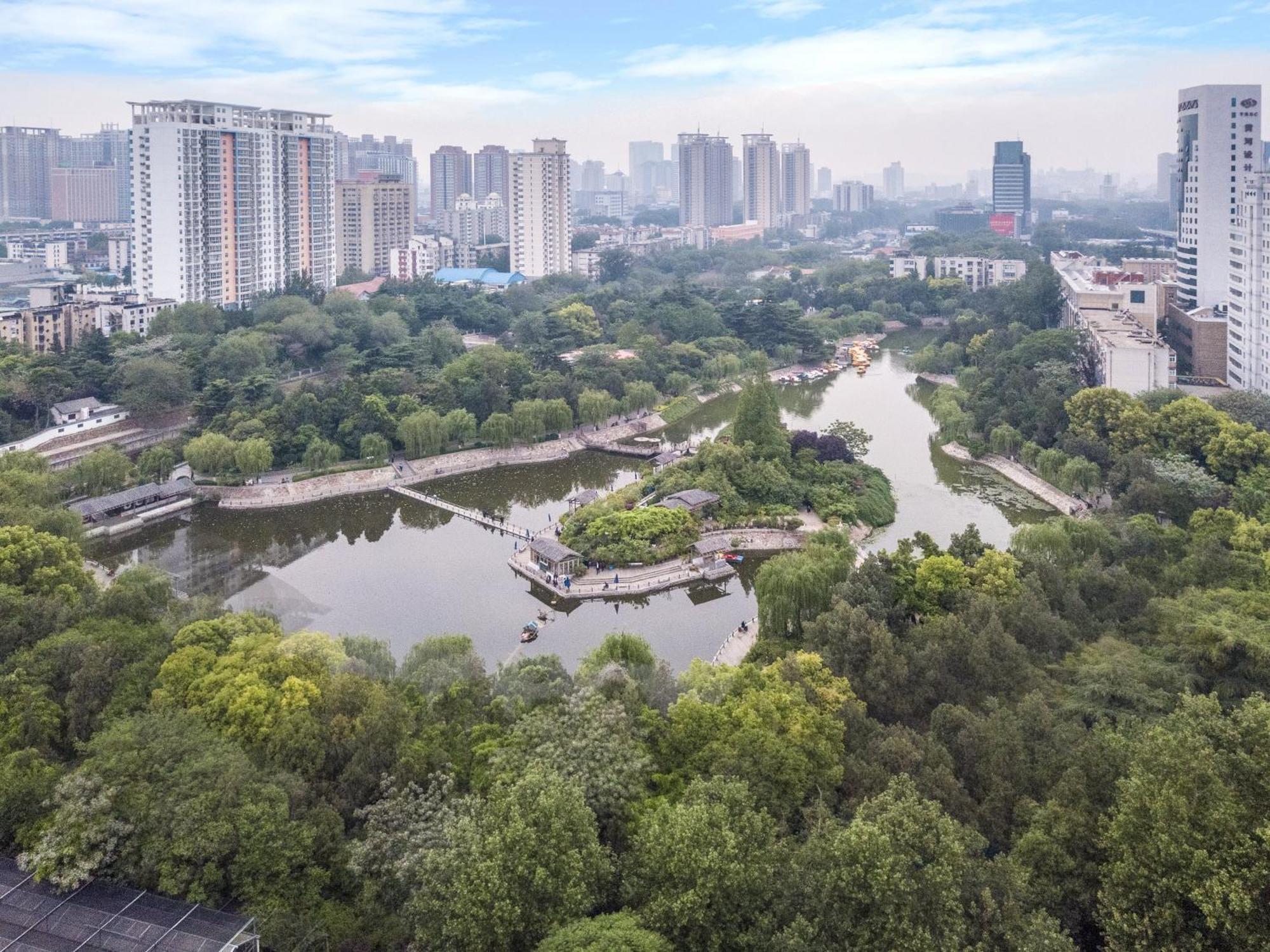 Holiday Inn Zhengzhou Zhongzhou By Ihg Екстер'єр фото