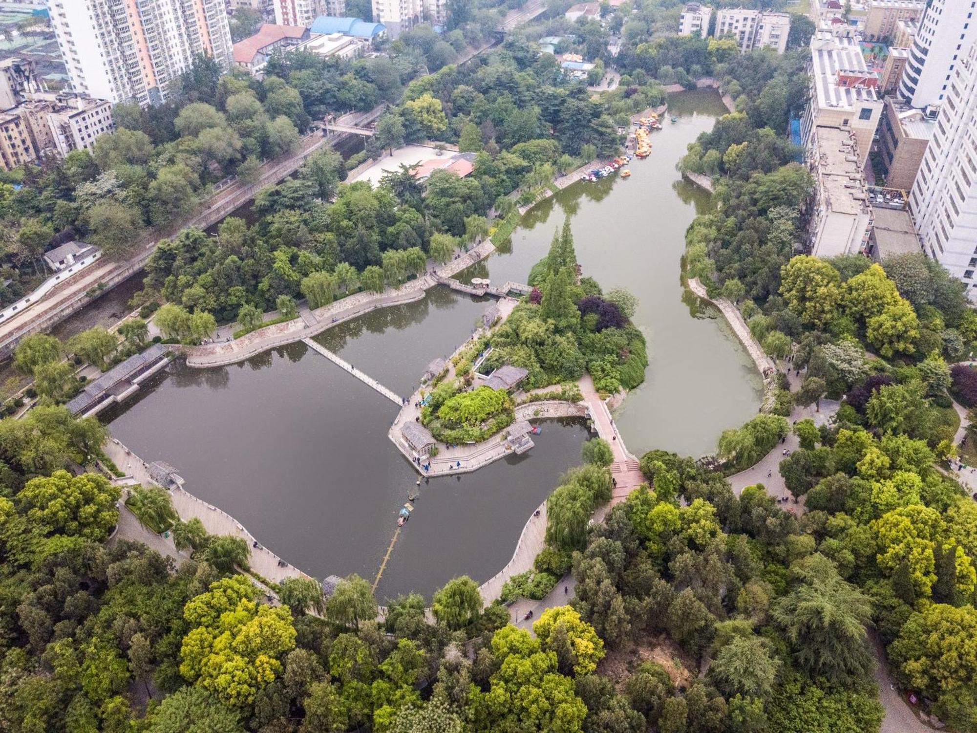 Holiday Inn Zhengzhou Zhongzhou By Ihg Екстер'єр фото